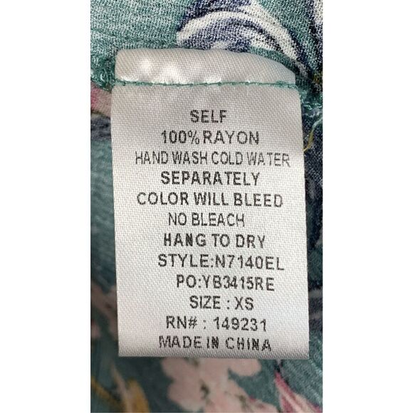 Kori America Women's Short bell Sleeve Floral V-Neck Wrap Top Multicolor Size XS - Picture 4 of 8